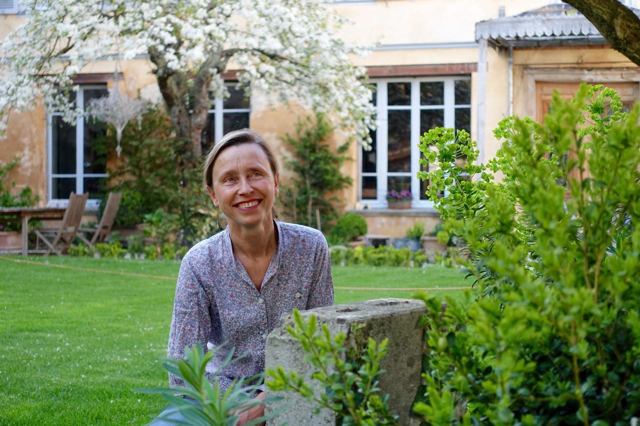 Le Jardin De La Cathedrale Bed & Breakfast ทรัวส์ ภายนอก รูปภาพ