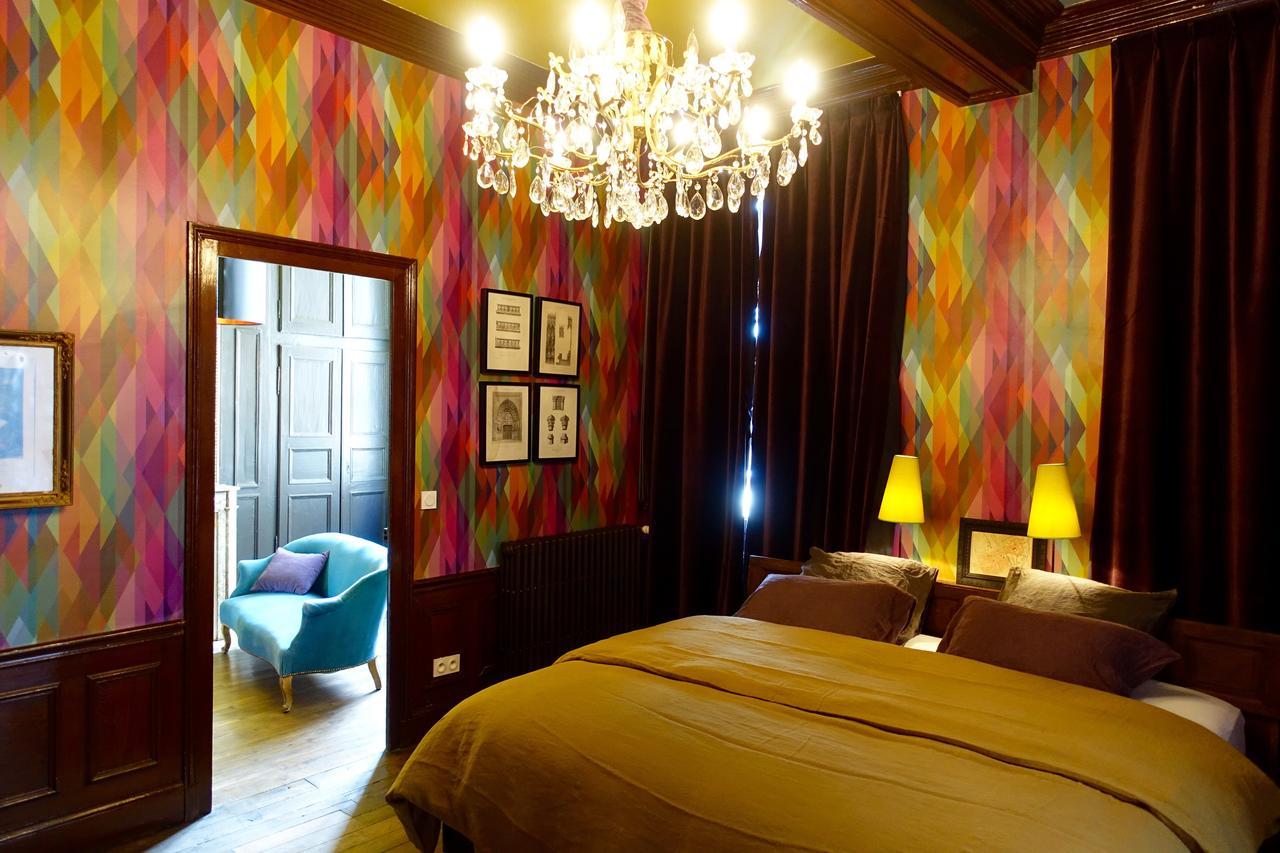 Le Jardin De La Cathedrale Bed & Breakfast ทรัวส์ ภายนอก รูปภาพ